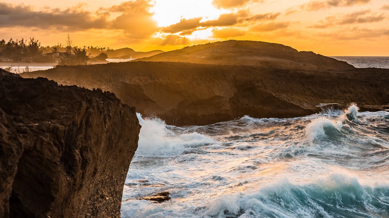 Wallpaper ocean, water, waves, rocks, sunset