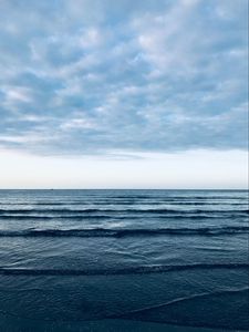 Preview wallpaper ocean, water, waves, horizon