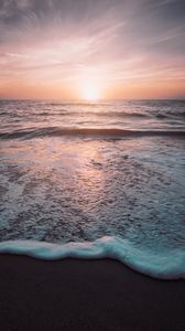 Preview wallpaper ocean, waves, beach, horizon, sunset