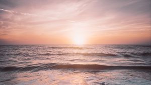 Preview wallpaper ocean, waves, beach, horizon, sunset