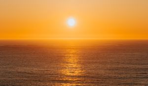 Preview wallpaper ocean, waves, horizon, sun, sunset