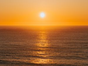 Preview wallpaper ocean, waves, horizon, sun, sunset