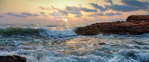 Preview wallpaper ocean, waves, sunset, coast, landscape