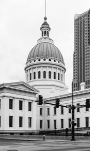 Preview wallpaper old courthouse, architecture, building, dome, bw