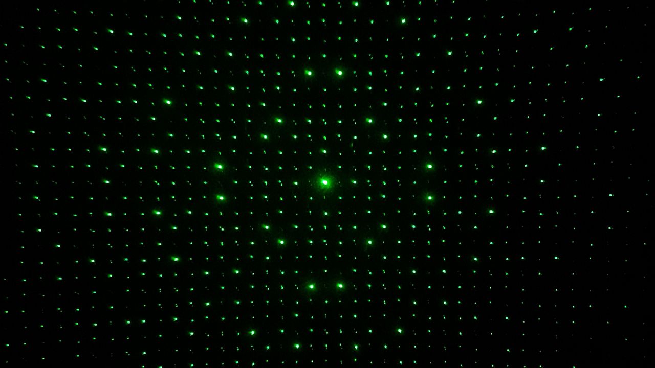Wallpaper optical illusion, dots, glow, green, dark