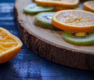 Preview wallpaper orange, kiwi, sliced, fruit
