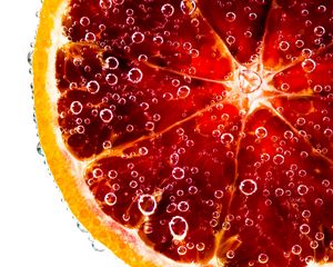 Preview wallpaper orange, slice, water, bubbles, fruit, food, macro