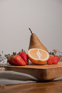 Preview wallpaper orange, strawberry, pear, fruit, still life