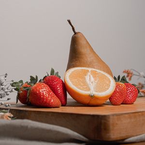 Preview wallpaper orange, strawberry, pear, fruit, still life
