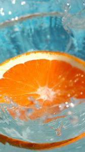 Preview wallpaper orange, water, splashes