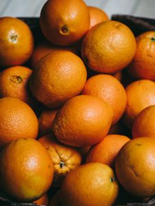 Preview wallpaper oranges, citrus fruits, ripe, box