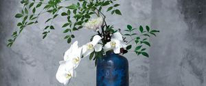 Preview wallpaper orchid, bouquet, vase, flowers, room