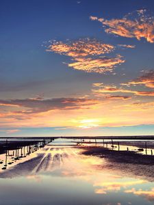 Preview wallpaper outflow, stakes, evening, sand, pools, wet, sky, clouds, decline, pink