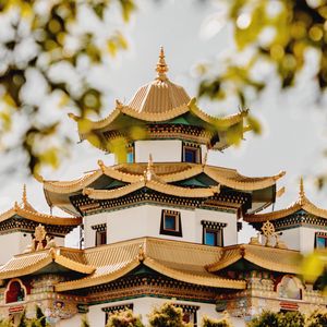 Preview wallpaper pagoda, building, architecture, trees, bushes