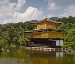 Preview wallpaper pagoda, building, river, reflection