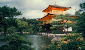 Preview wallpaper pagoda, pond, architecture, japan