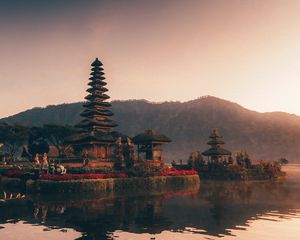 Preview wallpaper pagoda, temple, architecture, lake, reflection, twilight