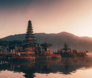 Preview wallpaper pagoda, temple, architecture, lake, reflection, twilight