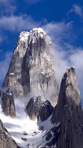 Preview wallpaper pakistan, mountain, top, rock, clouds