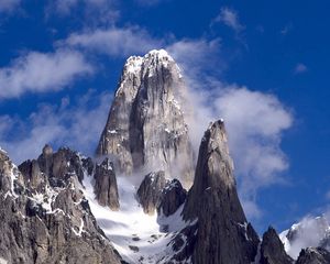 Preview wallpaper pakistan, mountain, top, rock, clouds