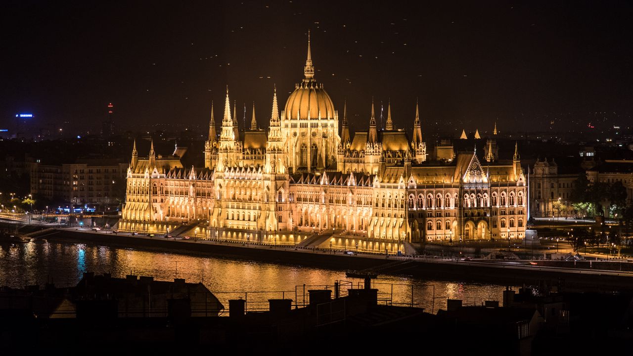 Wallpaper palace, building, architecture, city, night