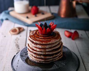 Preview wallpaper pancakes, berries, honey, dessert, sweet