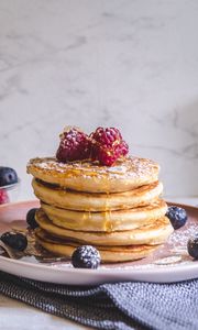 Preview wallpaper pancakes, berries, honey, powder, dessert