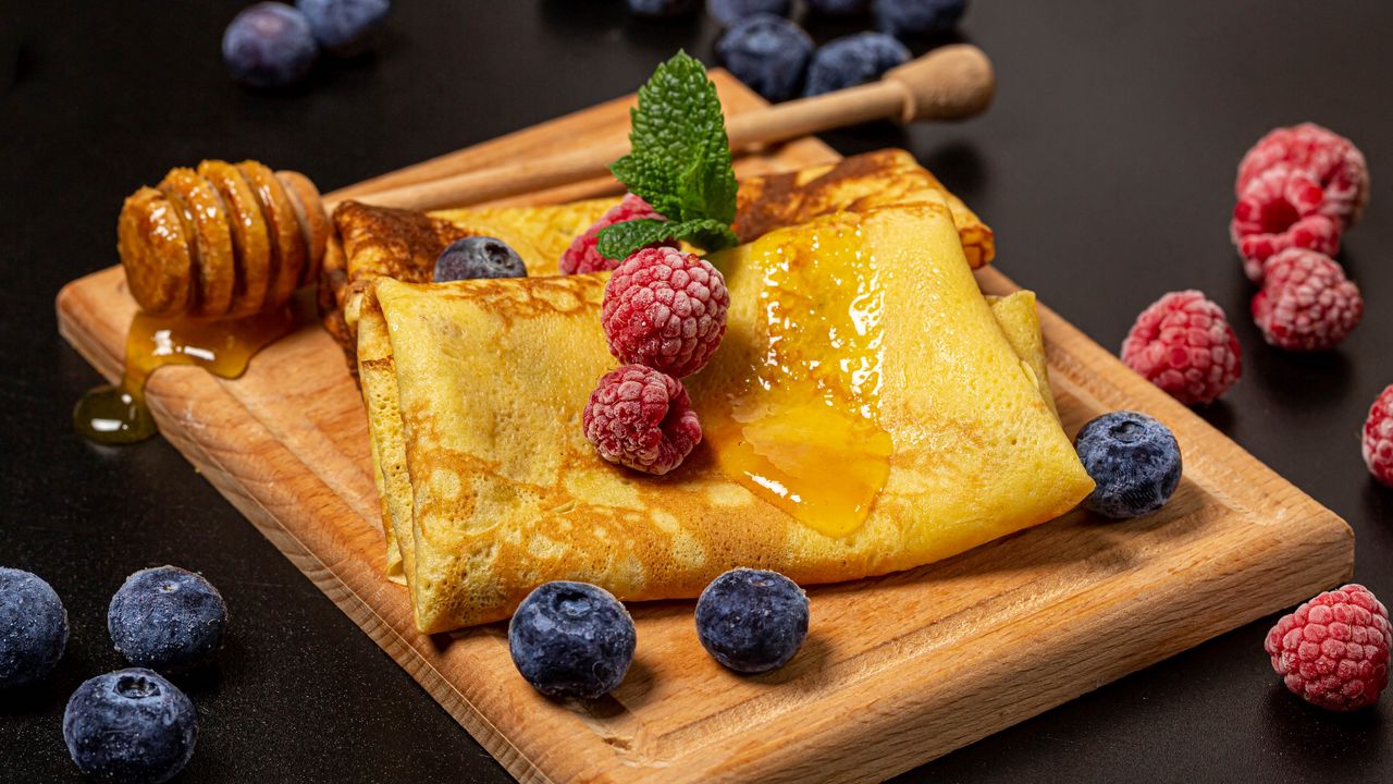 Wallpaper pancakes, berries, honey, breakfast, dessert