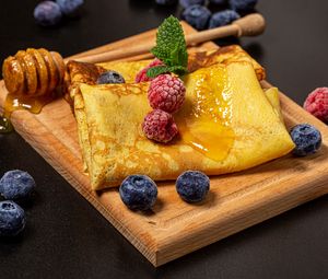 Preview wallpaper pancakes, berries, honey, breakfast, dessert