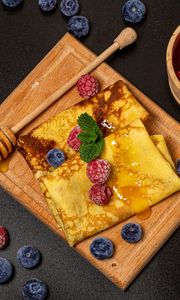 Preview wallpaper pancakes, berries, honey, dessert, breakfast