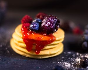 Preview wallpaper pancakes, berries, jam, dessert