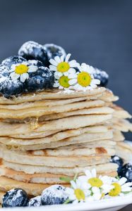 Preview wallpaper pancakes, blueberries, dessert, honey, chamomile, powdered sugar