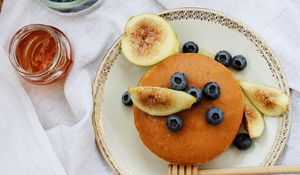 Preview wallpaper pancakes, figs, tea, pastries, blueberries, plate, table