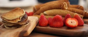 Preview wallpaper pancakes, muffins, strawberries