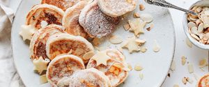 Preview wallpaper pancakes, nuts, powder, dessert, white