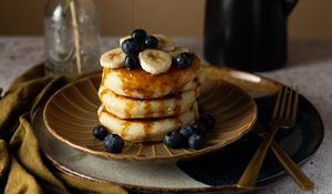 Preview wallpaper pancakes, pastries, berries, fruits, watering, breakfast, dessert