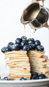 Preview wallpaper pancakes, pastries, blueberries, berries, honey