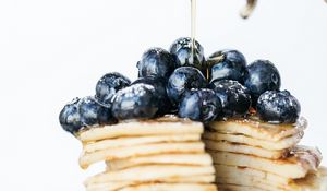 Preview wallpaper pancakes, pastries, blueberries, berries, honey