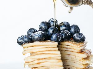 Preview wallpaper pancakes, pastries, blueberries, berries, honey