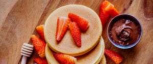 Preview wallpaper pancakes, pastries, fruits, strawberries, chocolate, board