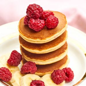 Preview wallpaper pancakes, raspberries, berries, banana, dessert