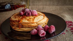 Preview wallpaper pancakes, raspberries, syrup, breakfast