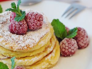 Preview wallpaper pancakes, raspberry, pastry, breakfast