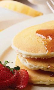 Preview wallpaper pancakes, strawberries, honey