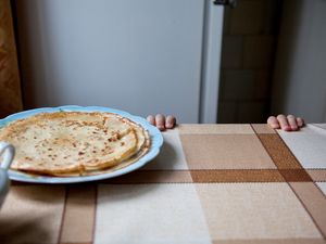 Preview wallpaper pancakes, table, fingers