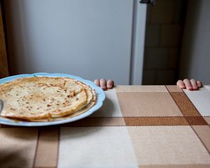 Preview wallpaper pancakes, table, fingers