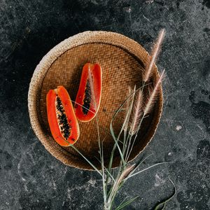 Preview wallpaper papaya, fruit, ears, basket