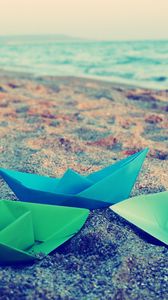 Preview wallpaper paper boats, origami, surface