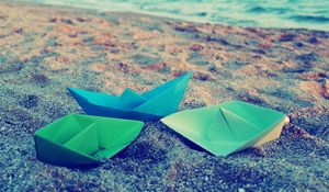 Preview wallpaper paper boats, origami, surface