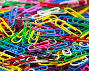 Preview wallpaper paper clips, colored, fixation